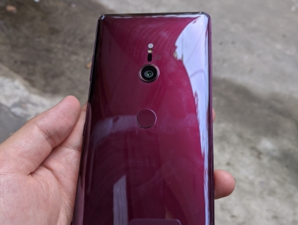 281 Lý Thường Kiệt - Sony XZ3 1 sim zin áp 2950k