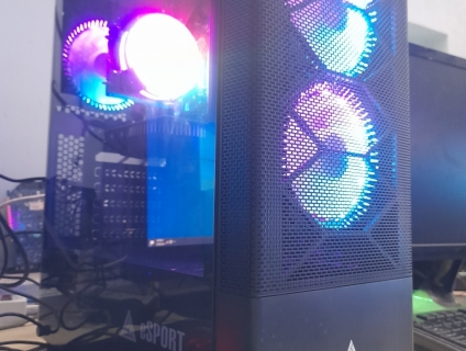 THÙNG XEON CẤU HÌNH KHỦNG GIÁ SINH VIÊN