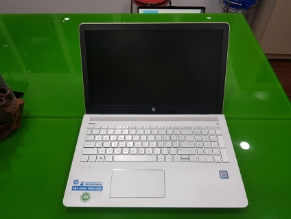 Bán HP Pavilon 15 Core i3 - 7100U Vỏ nhôm đẹp keng zin đét