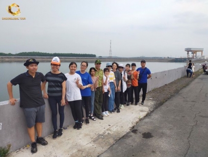 MỘT NGÀY LÀM BẠN CÙNG CON