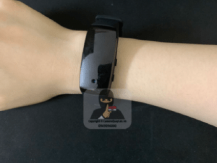 Camera đồng hồ A1 đeo tay ngụy trang giấu kín
