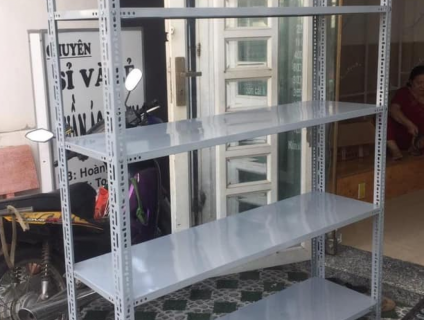 Kệ sắt 5 mâm màu xám ghi Cao 2mxRộng 0.4mxDài 1.2m