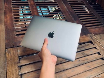 Cần bán: Macbook 12inch 2017 option core i5 máy đẹp 99%