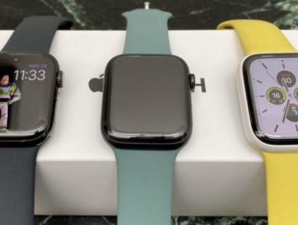 Đồng hồ Apple Watch Series 5 _ GIÁ CHỈ TRÊN 4 tr ĐỒNG