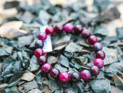 Trang sức đá phong thủy uy tín Thu Ngọc