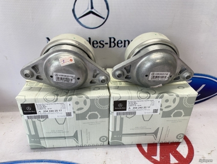 A2042402017 Cao su chân máy Mercedes-Benz GLK300