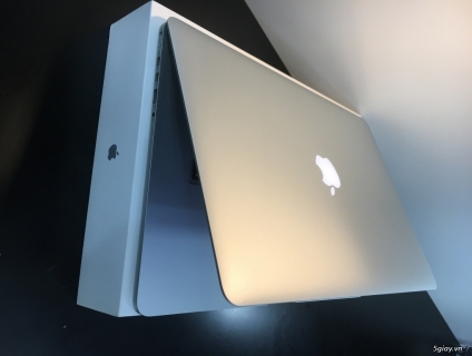 Macbook Pro 15 inch mid 2014  MGX C2/ I7 2.5Ghz/ RAM 16GB/ SSD 512GB