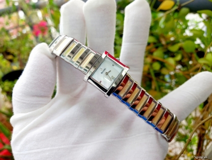 ĐỒNG HỒ BULOVA NỮ XÀ CỨ TUYỆT ĐẸP VIỆT NAM KHÔNG BÁN
