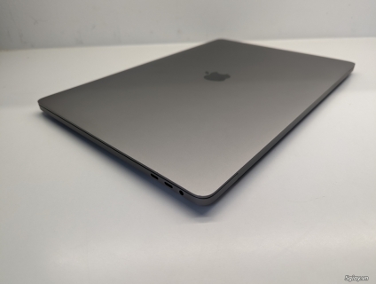 Macbook pro 2019 16" i7/32/512