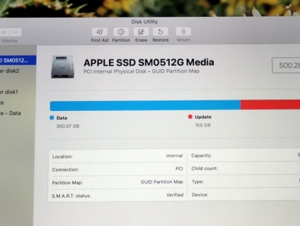 Macbook Pro 15 Mid 2015 i7 16gb RAM 512gb SSD OK