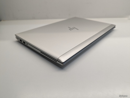 Hp Elitebook 830 g8 i7 1185g7/16/512