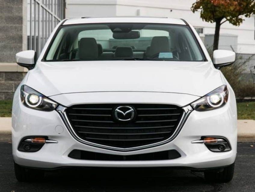 Cho thuê xe Mazda3 Sedan giá 10 triệu/tháng (hợp đồng thuê dài hạn)