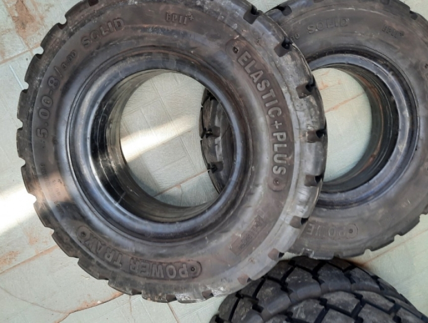 Lốp đặc cũ xe nâng, vo đặc xe nâng đã qua sử dụng