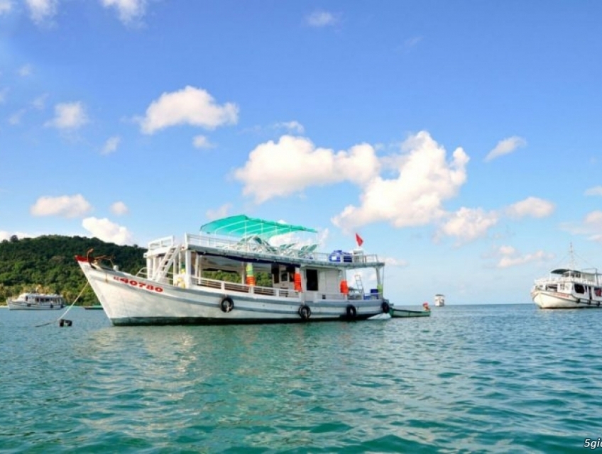 Cáp treo và tour 3 đảo bằng tàu