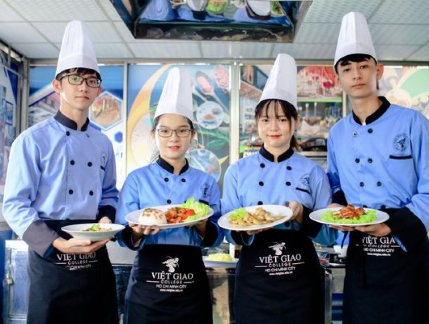 Học quản trị bếp trở thành đầu bếp chuyên nghiệp và phát triển sự nghi