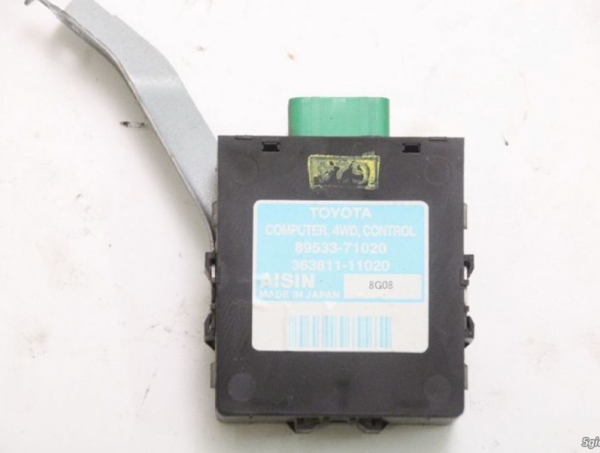 Hộp điều khiển cài cầu Hilux 2016 - 3641071010KV