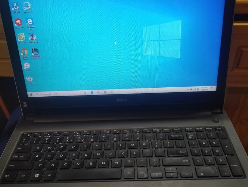 DELL i5 vỏ xấu