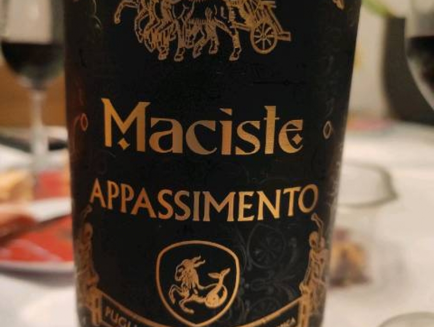 Rượu vang Ý Maciste - rượu vang đỏ Ý nổi tiếng!