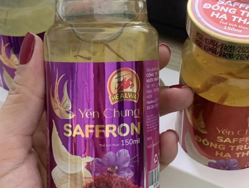 Bán yến chưng saffron cao cấp cho phụ nữ tại HCM giá rẻ freeship