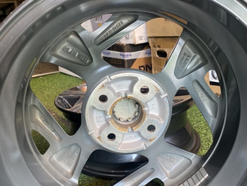 Mâm zin tháo xe I10 size 15 inch đẹp ko lỗi