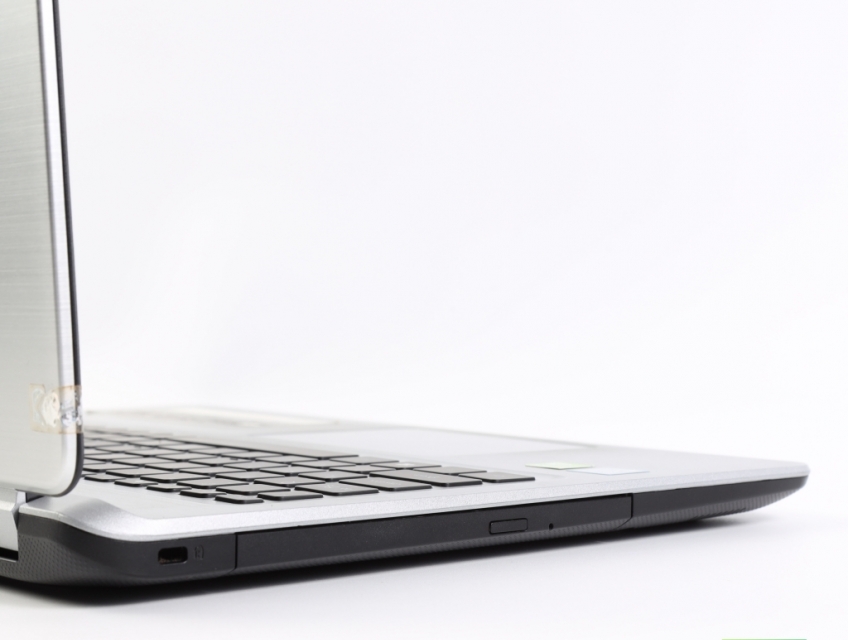 Acer Aspire A515-53G-564C/ i5-8265U/4GB/HDD 1TB/ NvidiaMX130 2GB GDDR5