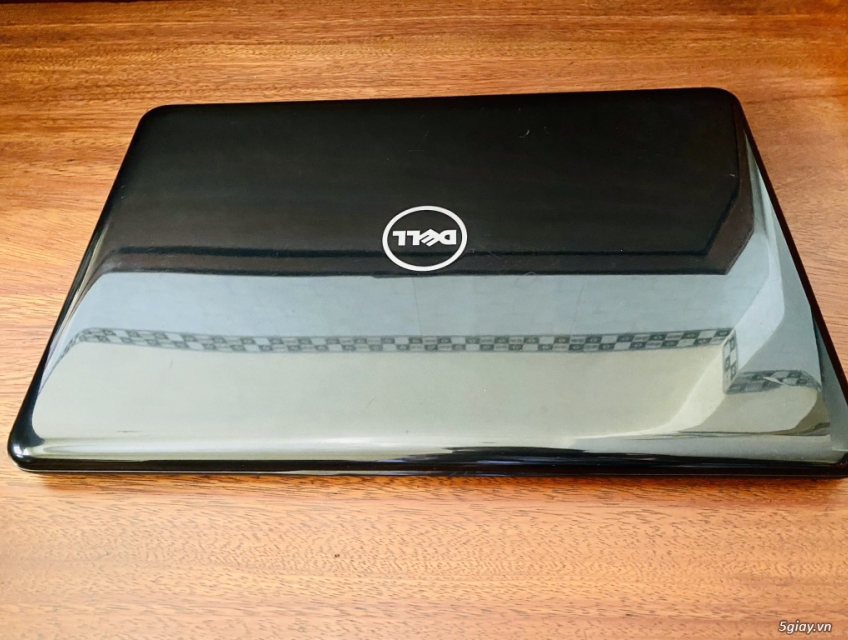 Dell Inspiron 5767 Core i7 7500U  Ram 8G SSD 256G 17 in FHD cũ đẹp zin