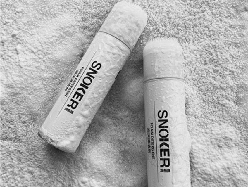 Chai xịt bọt tuyết vệ sinh giày dép tẩy trắng Snoker