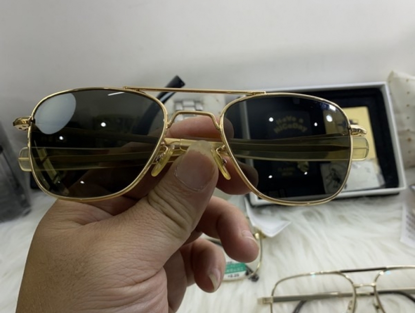 Bán kính cổ cơn mỹ bọc vàng 12k đời đầu giá 3,8tr còn đẹp cho nam