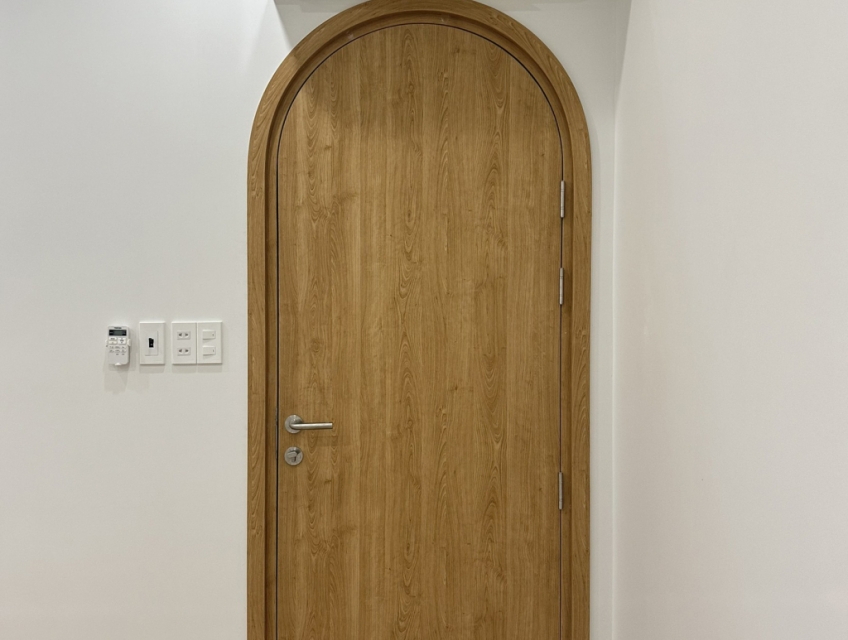 Báo giá cửa vòm nhựa composite tại Quận 5 | Lắp đặt trọn gói