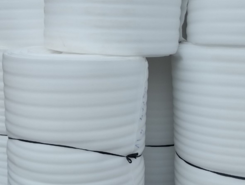 Mút xốp pe foam 5mm dùng quấn hàng chống va đập