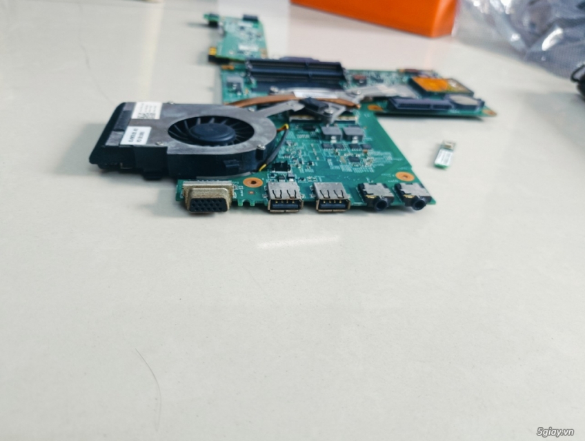 Main Dell Latitude E5450 i5-5200U