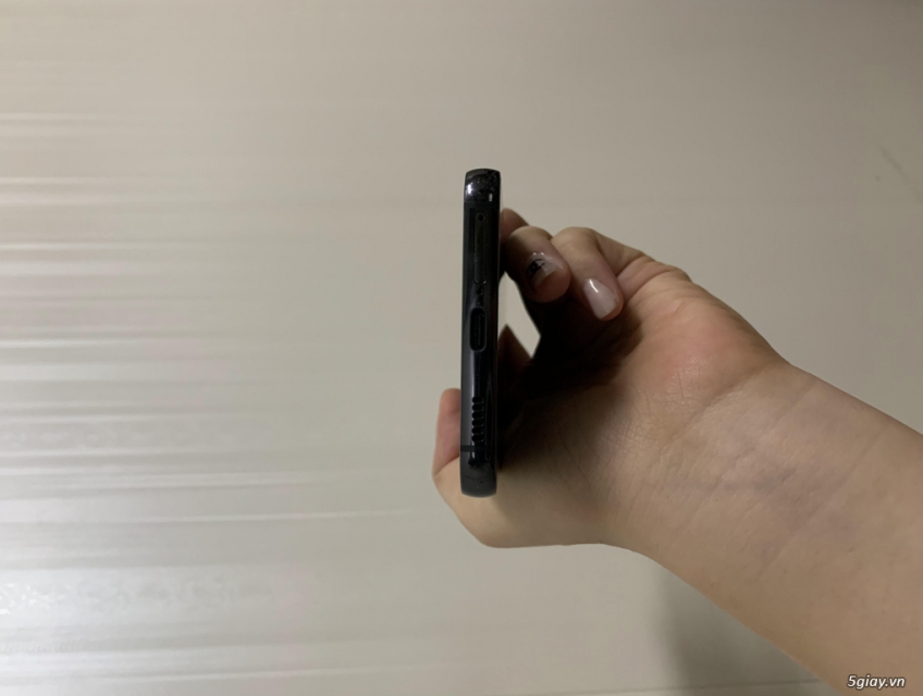 Samsung Galaxy S22 màu đen 1 sim likenew 99% Bảo Hành 1 đổi 1