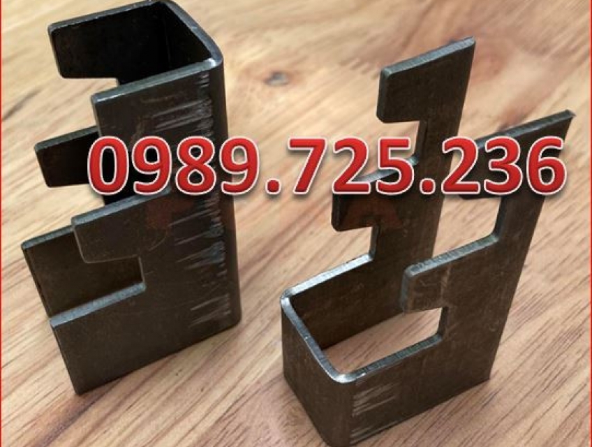 Cánh sử dụng ngàm âm dương 25x50 , pát sắt âm dương 25x50