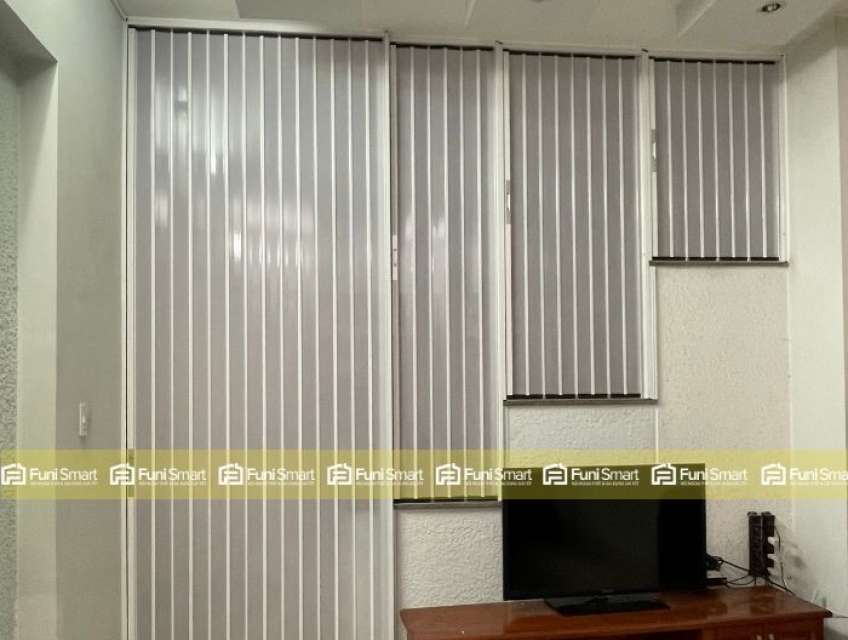 Thi Công Cửa Xếp Lá Nhôm Màu Trắng Đục Giá Xưởng Bảo Hành Chính Hãng