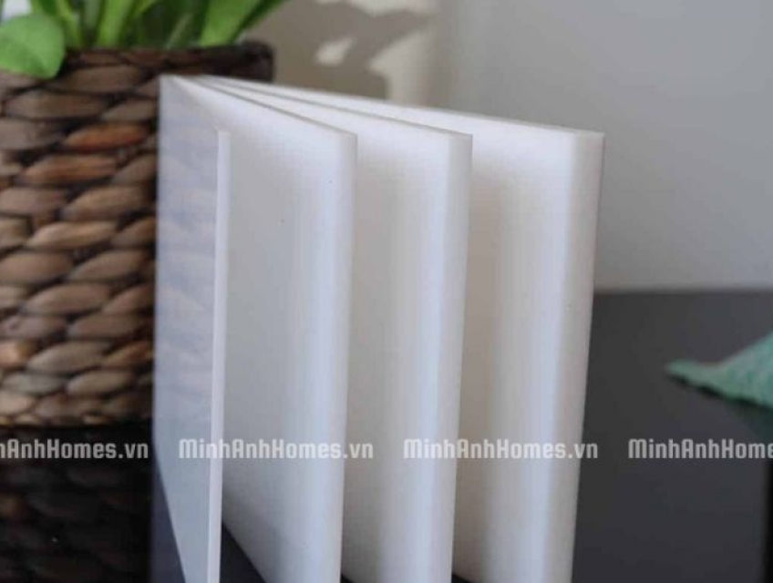 Cung cấp tấm Mica trắng sữa giá rẻ tại TP HCM