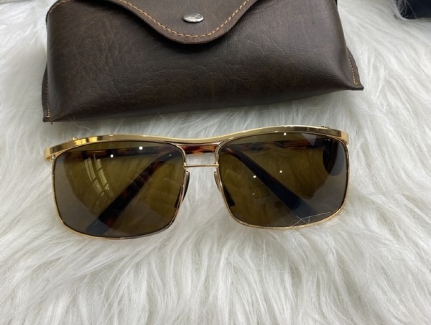 Địa chỉ bán kính râm chính hãng cực đẹp giá chỉ từ 1,2tr giao toàn