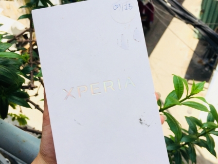 Sony XZ1- 2sim- Ram 4Gb - 64Gb- 99% - Fullbox - màu Bạc- BH T05.2019
