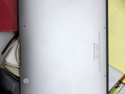 macbook Air 11 inch i5 1.7hz,128g MD711 zin ốc,đẹp