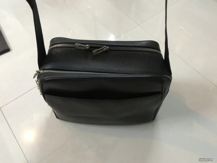 Túi đeo vai nam Louis Vutton (hàng Pháp) new 99% giá 5tr