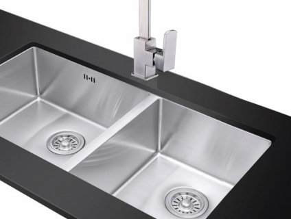 Chậu Rửa Chén Bát 2 Hố Cân BOSSEU- BS8245S2