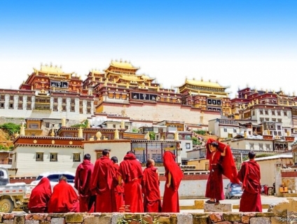 Chuyên tour LÊ GIANG, SHANGRILA, CÔN MINH tại Sỹ Lai