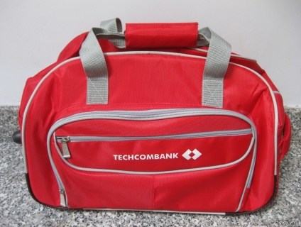 COMBO Túi xách & Ví TECHCOMBANK / End 22h59 16/06/2019.