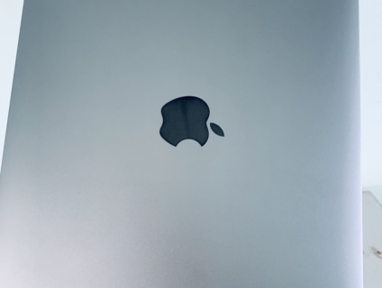 Cần bán Macbook Pro TouchBar 2016