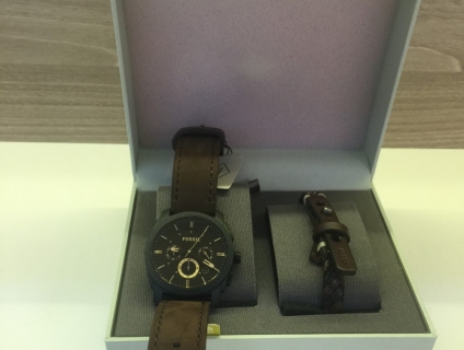 Đồng hồ đeo tay nam Fossil model FS5251SET