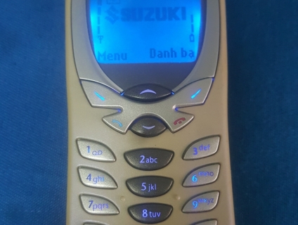 Nokia 8250 màn hình xanh.End 23h00 22/06/29