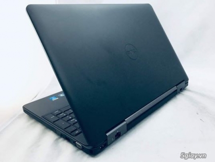 DELL LATITUDE E6530/I5 3360M/RAM 4GB/SSD 120GB/15.6 HD