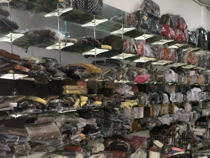 Phụ kiện thời trang Minh Quân - shop chuyên sỉ lẻ túi xách