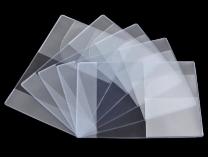 Vỏ hộ chiếu nhựa in ấn logo thương hiệu, quà tặng du lịch hiệu quả