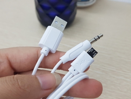 Cần bán: Loa Huawei A20 Pro tự đổi màu