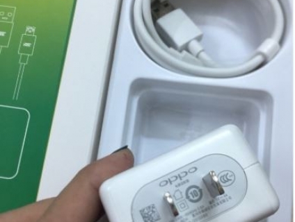 [ƯU ĐÃI] BỘ SẠC OPPO R15 - CỔNG MICRO DẸP CHÍNH HÃNG 180k Freeship